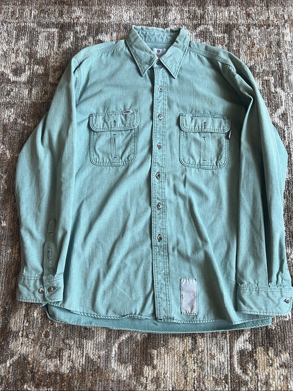 Men’s Bundle: 2 Tyndale Workshirts - Picture 2 of 10